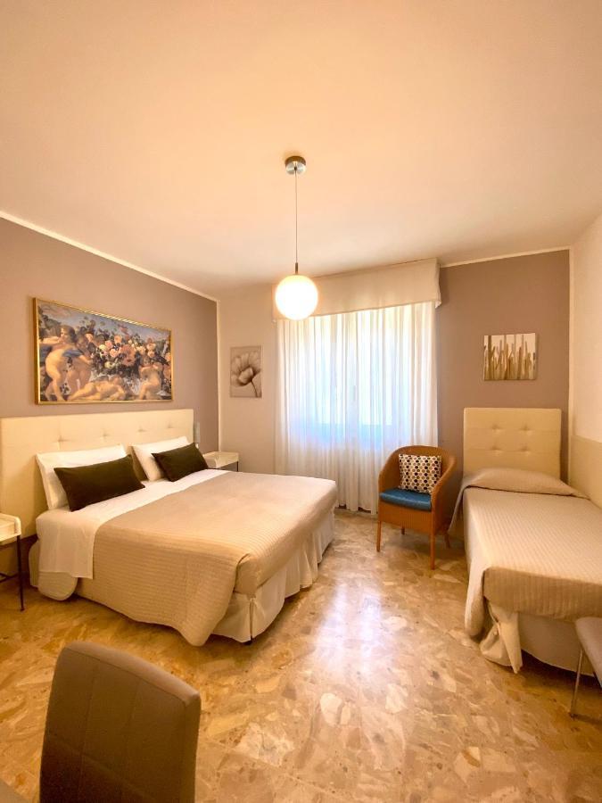 A Due Passi B&B Città Sant'Angelo Exterior foto
